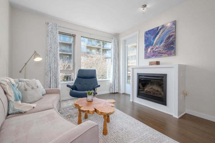 223 119 W 22ND STREET - Central Lonsdale Apartment/Condo for sale, 2 Bedrooms (R2658784)