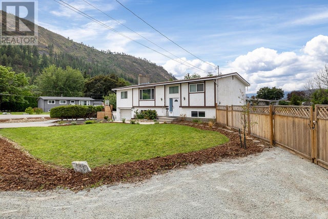 2612 Applewood Road - West Kelowna House for sale, 4 Bedrooms (10328556)