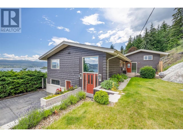 1084 Westside Road S - West Kelowna House for Sale, 5 Bedrooms (10344512)