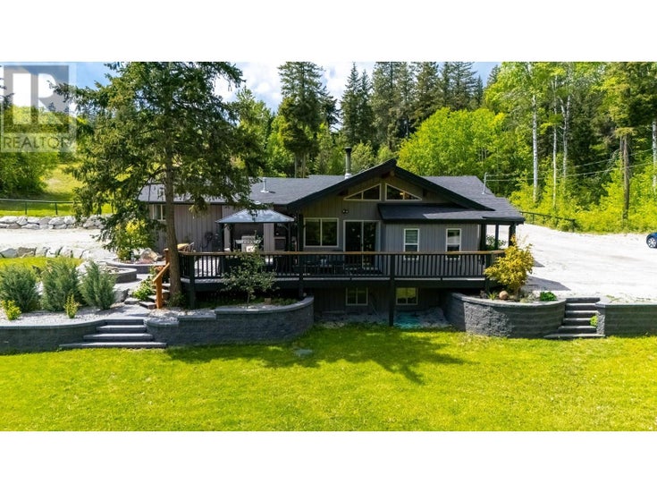3402 McKellar Road - West Kelowna House for Sale, 3 Bedrooms (10353351)