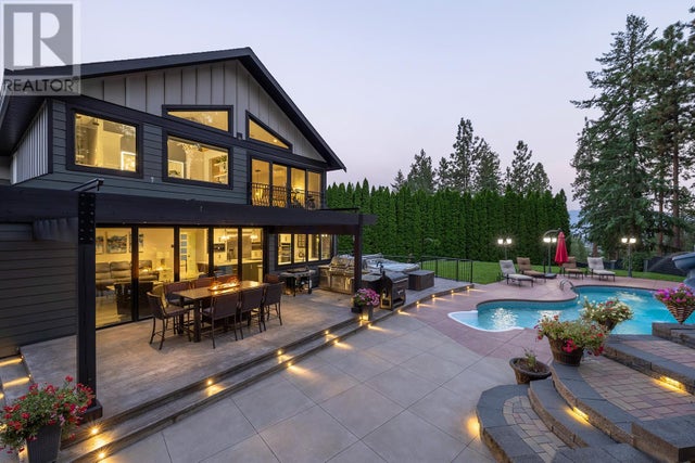 2227 Shannon Woods Place - West Kelowna House for Sale, 4 Bedrooms (10353746)