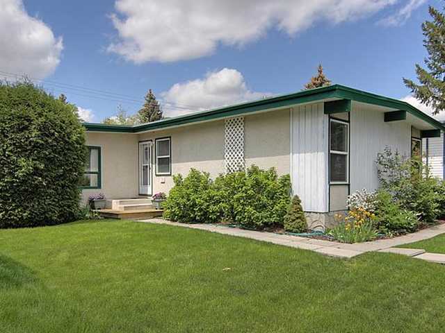 12023 Canaveral Rd Sw - Canyon Meadows Detached for sale, 3 Bedrooms (C3572868)