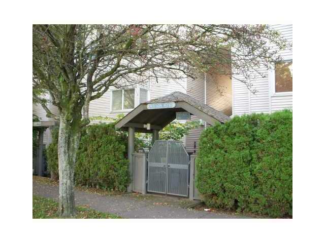 3021 WILLOW ST - Fairview VW Townhouse, 1 Bedroom (V1021205)