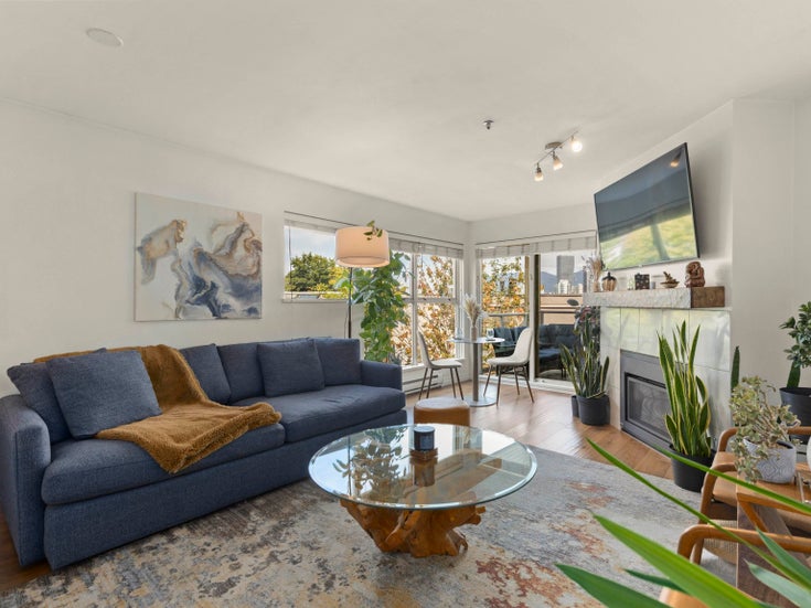 105 - 933 W 8th Avenue - Fairview VW Townhouse for Sale, 1 Bedroom (R3042827)