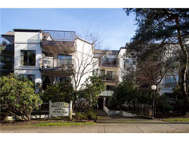 # 220 2222 PRINCE EDWARD ST - Mount Pleasant VE Apartment/Condo, 2 Bedrooms (V866979)