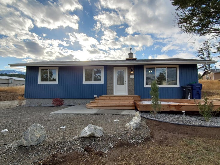 2140 13TH AVENUE - Invermere for sale, 3 Bedrooms (2455126)
