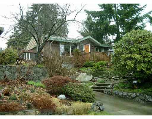 4360 CLIFFMONT RD - Deep Cove House/Single Family, 4 Bedrooms (V379617)