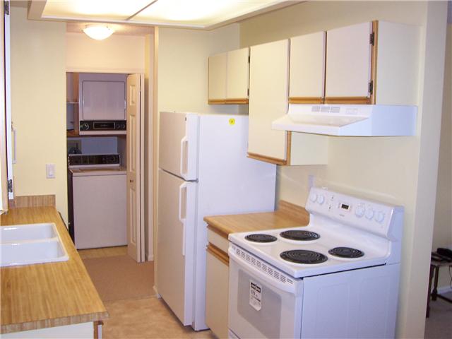 # 204 1155 ROSS RD - Lynn Valley Apartment/Condo for sale, 1 Bedroom (V868622)