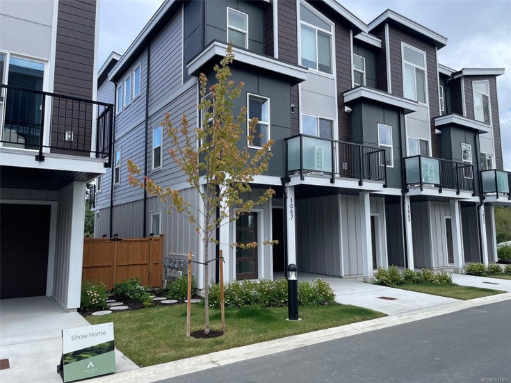 1214 Arcadiawood Crt - La Happy Valley Townhouse for Sale, 4 Bedrooms (1012839)