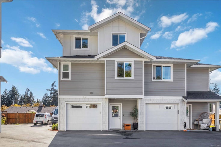 104 - 593 Hansen Ave - La Thetis Heights Townhouse for Sale, 3 Bedrooms (1013900)