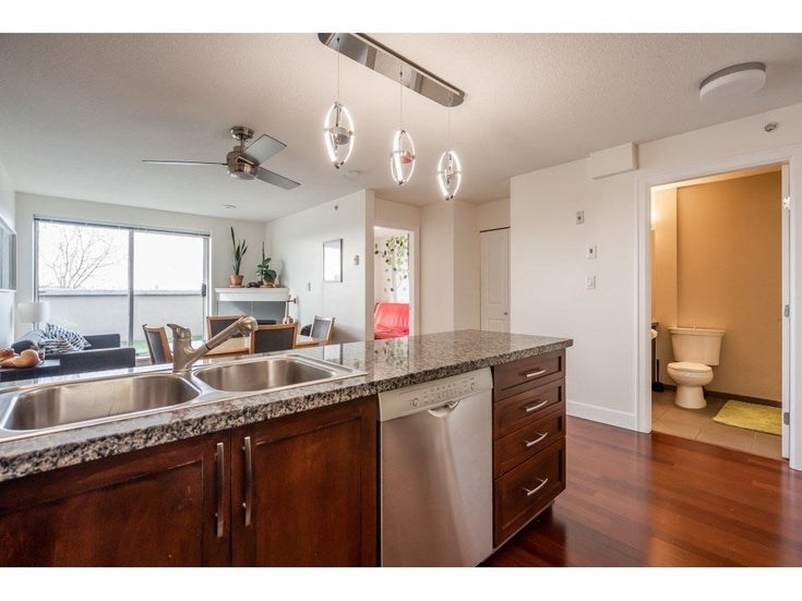 504 3811 HASTINGS STREET - Vancouver Heights Apartment/Condo for sale, 2 Bedrooms (R2559916)