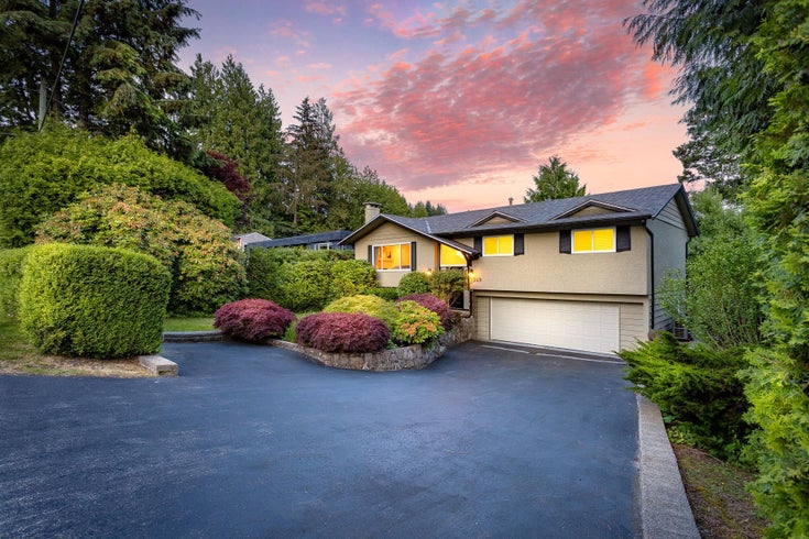 1549 Lynn Valley Road - Lynn Valley Single Family Residence for Sale, 4 Bedrooms (R3034109)