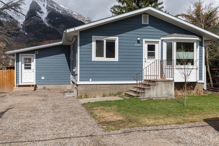 1461 8th Avenue  - Fernie Single Family for sale, 5 Bedrooms (2458125)