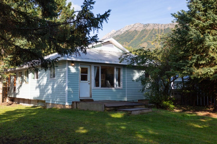 73 Commons Street  - Fernie Single Family for sale, 3 Bedrooms (2452507)