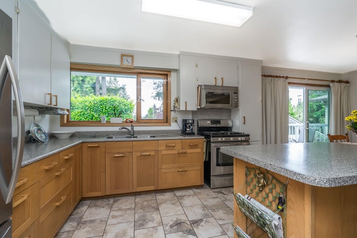 15135 Raven Place - Bolivar Heights Single Family Residence for Sale, 5 Bedrooms (R3032666)
