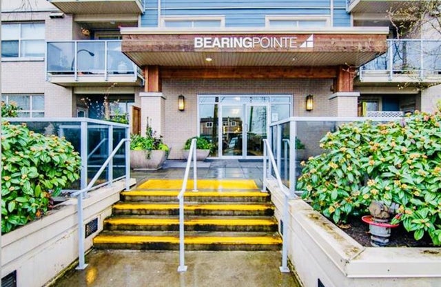 bearing pointe exterior, langley