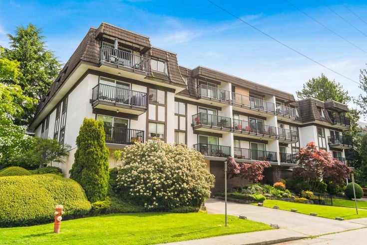 202 270 W 1ST STREET - Lower Lonsdale Apartment/Condo for sale, 2 Bedrooms (R2578789)