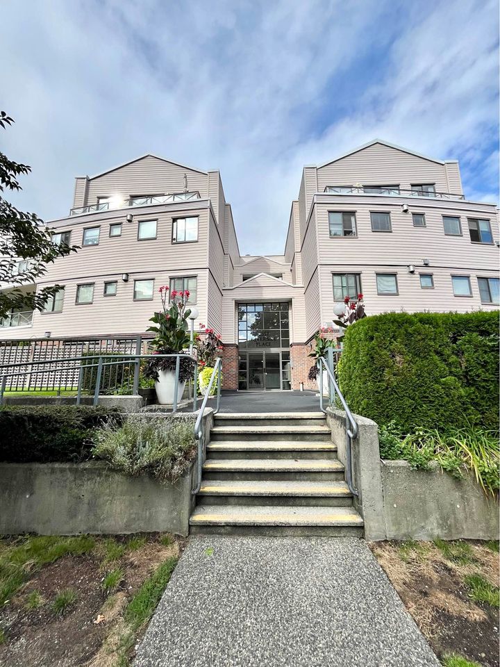 2357 Whyte Ave - Central Pt Coquitlam Apartment/Condo, 2 Bedrooms 