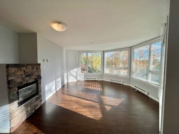 11595 Fraser Street - East Central Apartment/Condo for sale, 2 Bedrooms 