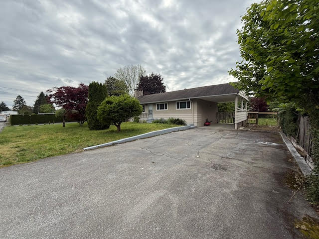 12075 - 220 St. Maple Ridge - West Central Single Family Residence for Rent, 4 Bedrooms 