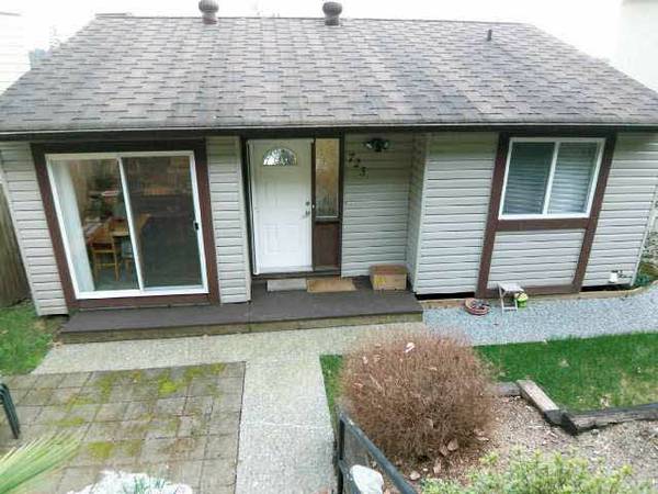 723 Appleyard Court (Upper Level) - Port Moody Centre House/Single Family, 2 Bedrooms 