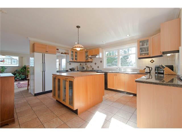 3238 W 34th Avenue, Vancouver West - Vancouver West House/Single Family, 3 Bedrooms (4 Bedroom House in MacKenzie Heights!)