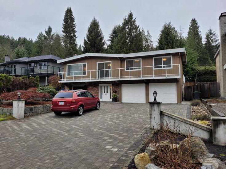 994 Hendecourt Road - Lynn Valley House/Single Family, 3 Bedrooms 