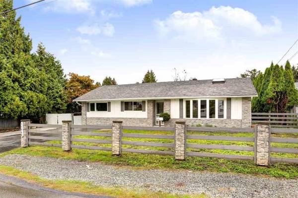 Hawthorne Ave, Maple Ridge - Cottonwood House/Single Family, 3 Bedrooms (LOVELY UPDATED 3 BEDROOM/1 BATHROOM RANCHER IN COTTONWOO)