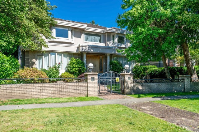 7088 Wiltshire Street - South Granville Single Family Residence for Sale, 7 Bedrooms (R3016176)