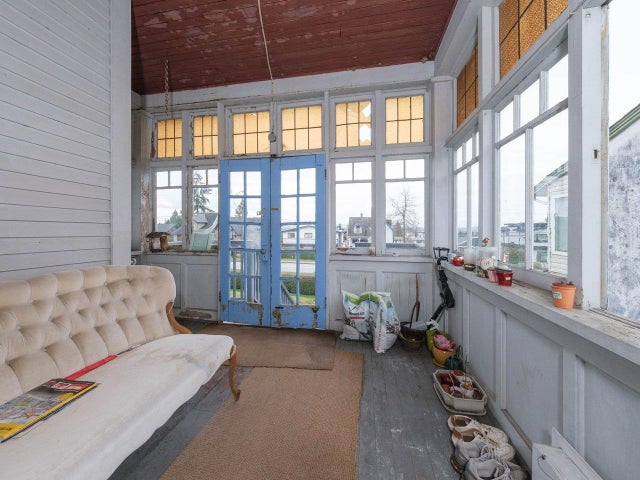 418 E Keith Road - Central Lonsdale Single Family Residence for Sale, 4 Bedrooms (R2980852)