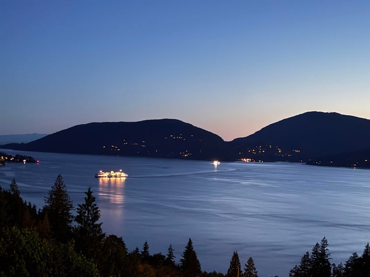 8664 Seascape Drive - Howe Sound Townhouse for Sale, 3 Bedrooms (R3062156)