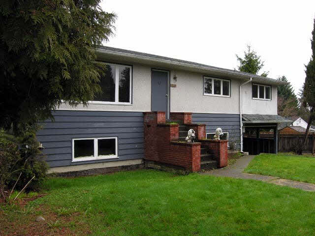 2412 William Avenue - Lynn Valley House/Single Family, 5 Bedrooms (V630561)