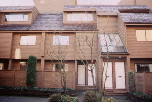 3295 Mountain Highway - Lynn Valley Townhouse, 2 Bedrooms (V176421)