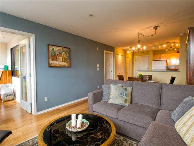 204 305 Lonsdale Avenue - Lower Lonsdale Apartment/Condo, 2 Bedrooms (V980740)