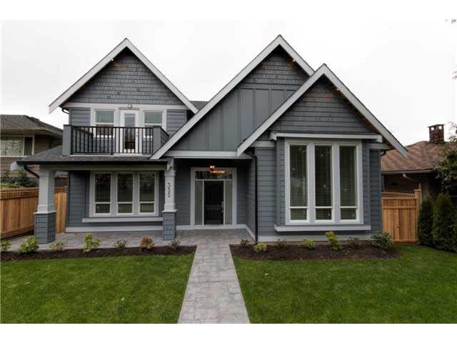 355 E 15th Street - Central Lonsdale House/Single Family for sale, 7 Bedrooms (V1111026)
