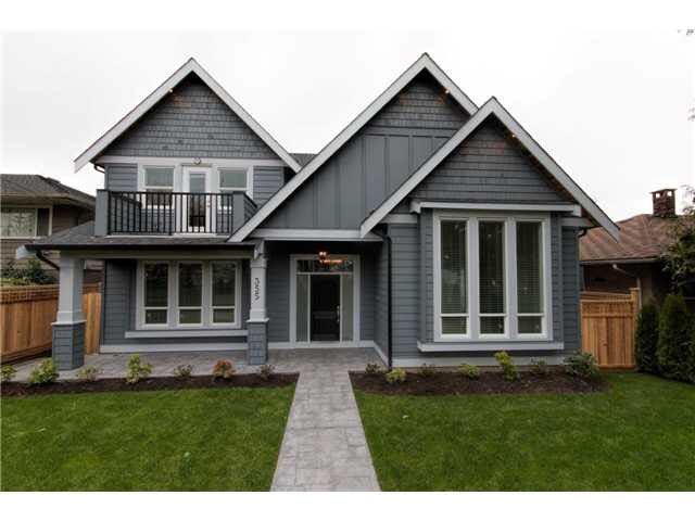 355 E 15th Street - Central Lonsdale House/Single Family, 7 Bedrooms (V1111026)