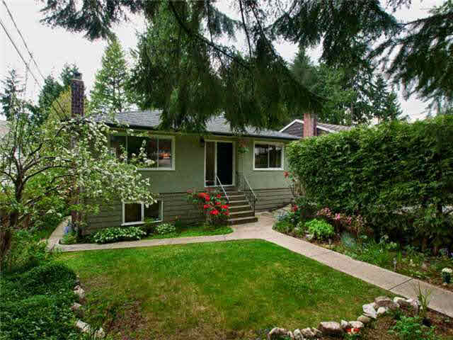 1159 Doran Road - Lynn Valley House/Single Family, 4 Bedrooms (V890058)