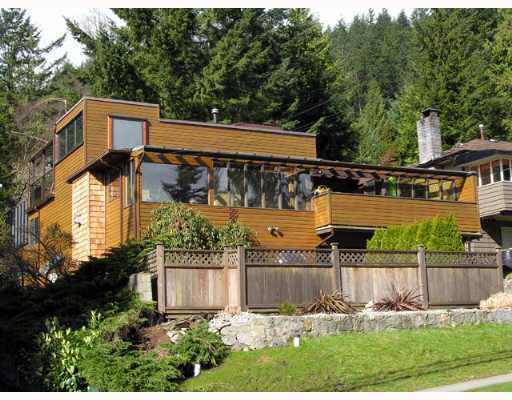 4117 Mountain Highway - Lynn Valley House/Single Family, 6 Bedrooms (V635404)