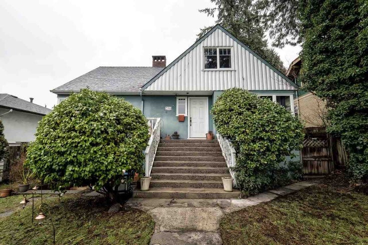 246 E 25th Street - Upper Lonsdale House/Single Family for sale, 5 Bedrooms (R2029138)