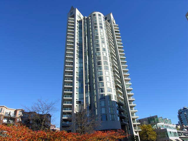 1103 120 W 2nd Street - Lower Lonsdale Apartment/Condo, 2 Bedrooms (V619239)