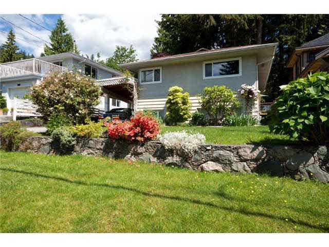 1120 Wellington Drive - Lynn Valley House/Single Family, 6 Bedrooms (V1010530)