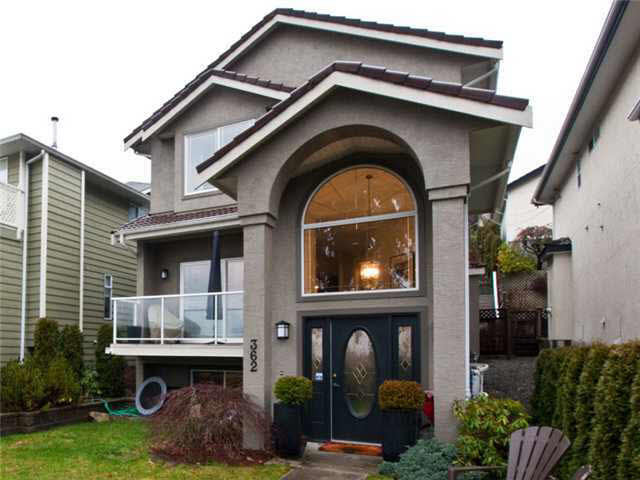 362 E 26th Street - Upper Lonsdale House/Single Family, 4 Bedrooms (V865113)