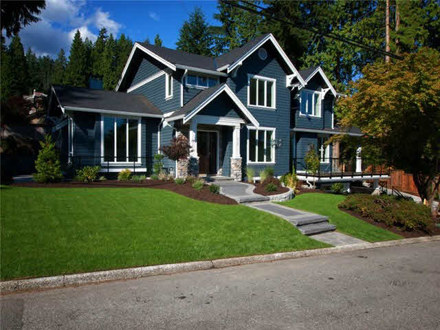 918 Frederick Road - Lynn Valley House/Single Family, 6 Bedrooms (V969120)