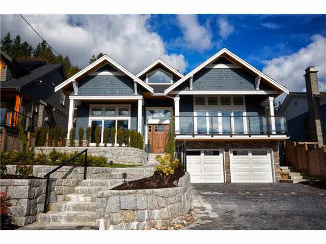 1056 Doran Road - Lynn Valley House/Single Family, 5 Bedrooms (V965327)