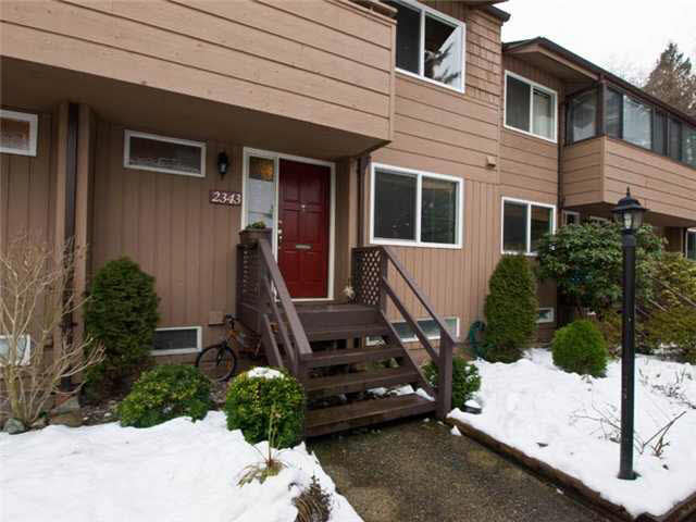 2343 Mountain Highway - Lynn Valley Townhouse, 4 Bedrooms (V873000)