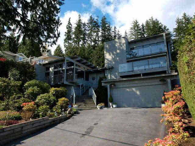 1128 Kilmer Road - Lynn Valley House/Single Family, 4 Bedrooms (V821579)