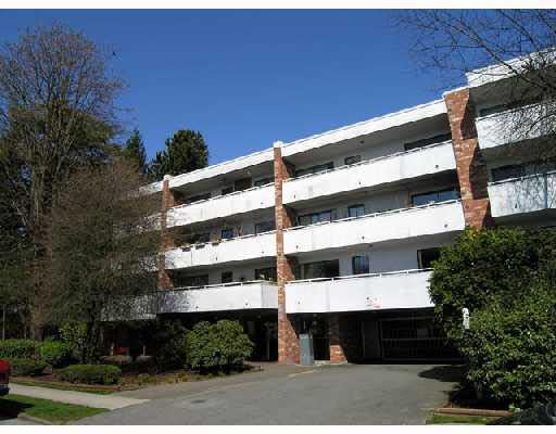 114 360 E 2nd Street - Lower Lonsdale Apartment/Condo, 2 Bedrooms (V698339)