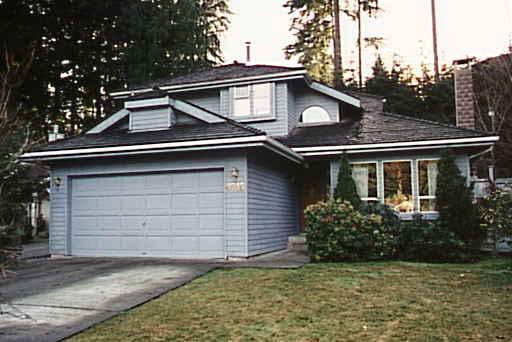 4745 Woodrow Crescent - Lynn Valley House/Single Family, 4 Bedrooms (V076259)