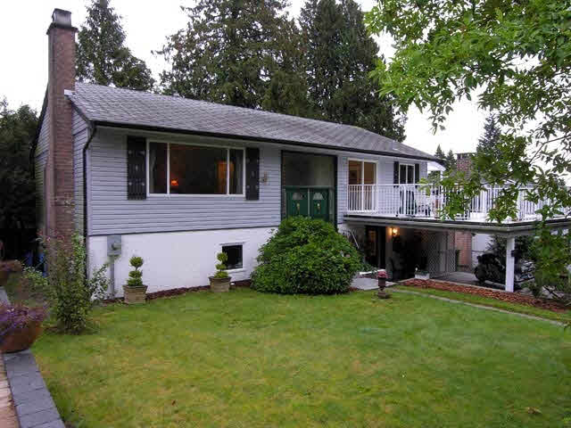 4350 Ruth Crescent - Lynn Valley House/Single Family, 6 Bedrooms (V670331)