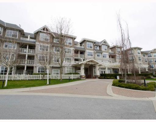 107 960 Lynn Valley Road - Lynn Valley Apartment/Condo, 2 Bedrooms (V812117)